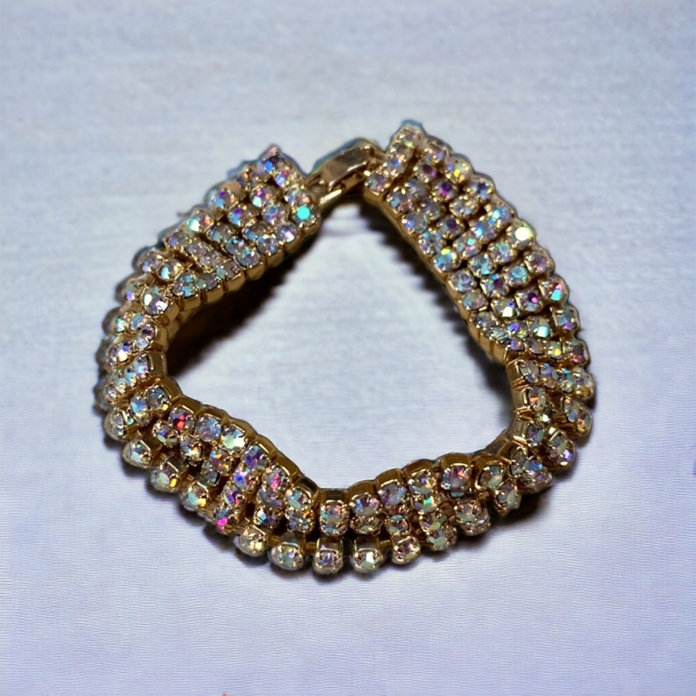 Vintage Gorgeous gold tone metal sparkling rhinestone bracelet